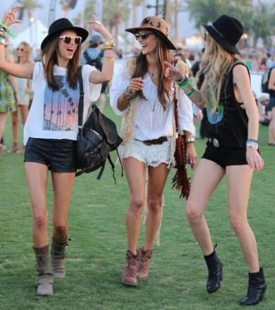 chicas hipster look festivales mini shorts